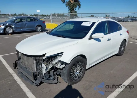 2016 Nissan Altima 2.5/2.5 S/2.5 Sl/2.5 Sr/2.5 Sv из США, поврежденный, VIN 1N4AL3AP4GC239574